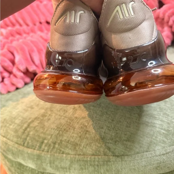 Nike Air Max 270 Sneakers - Picture 4 of 4